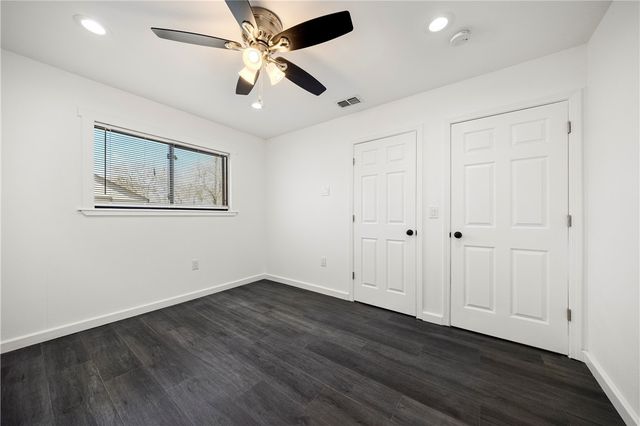 408 Avenue D, Sinton, TX 78387