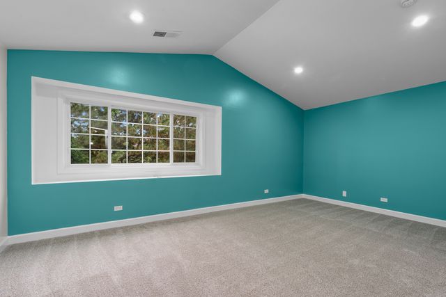 1727 W Hawkes Street 8, Arlington Heights, IL 60004