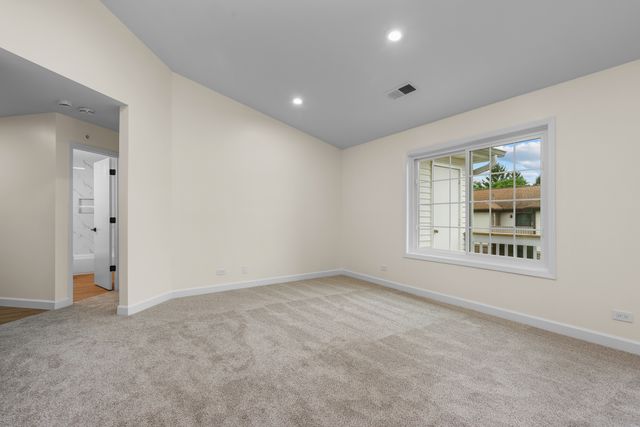 1727 W Hawkes Street 8, Arlington Heights, IL 60004