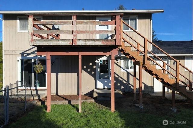 2010 Sandalwood Street, Mount Vernon, WA 98273