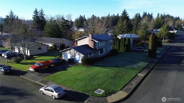 2010 Sandalwood Street, Mount Vernon, WA 98273