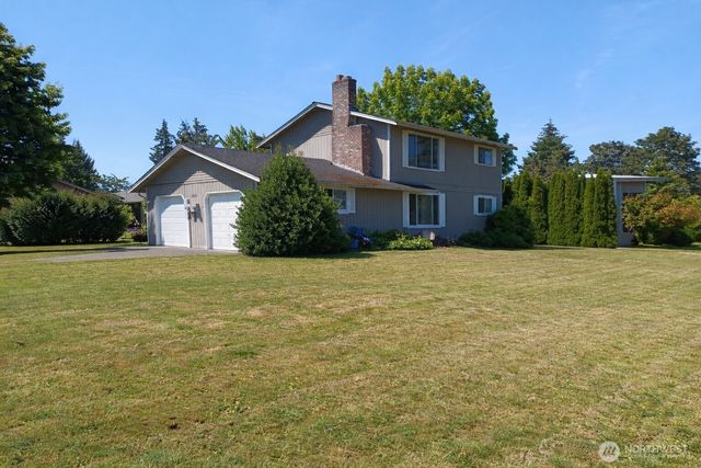 2010 Sandalwood Street, Mount Vernon, WA 98273