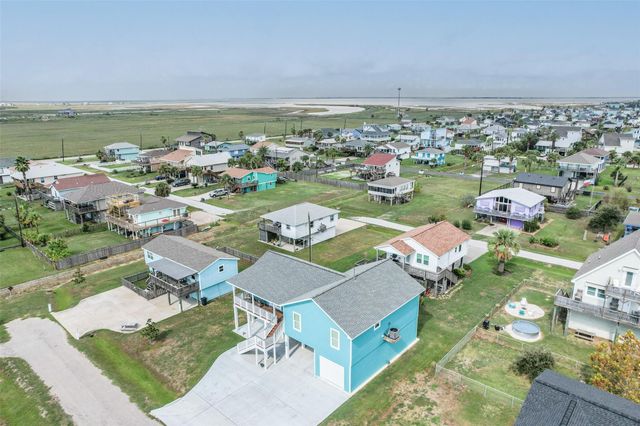 16630 Jean Lafitte Road, Galveston, TX 77554