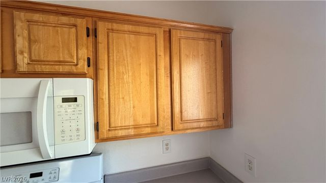 5655 East Sahara Avenue 2046, Las Vegas, NV 89142