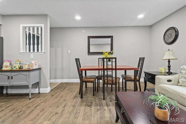 9421 Green Park Gardens Drive C, St Louis, MO 63123