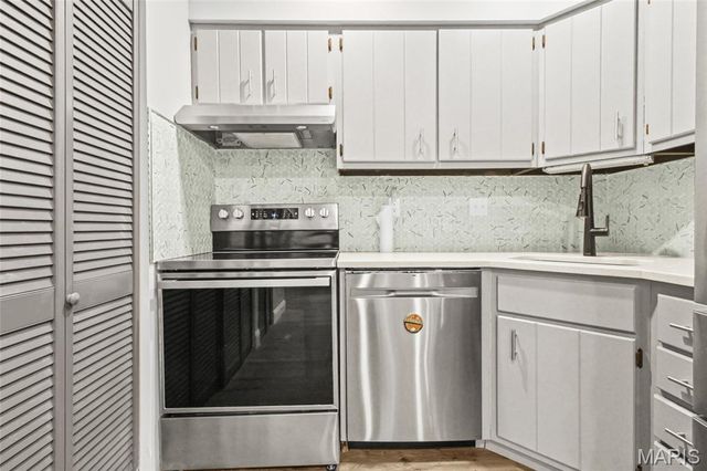 9421 Green Park Gardens Drive C, St Louis, MO 63123