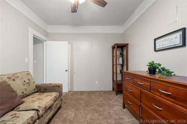 113 10th Avenue NE, Ardmore, OK 73401