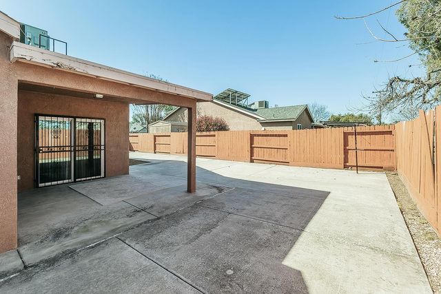 3770 W Princeton Avenue, Fresno, CA 93722