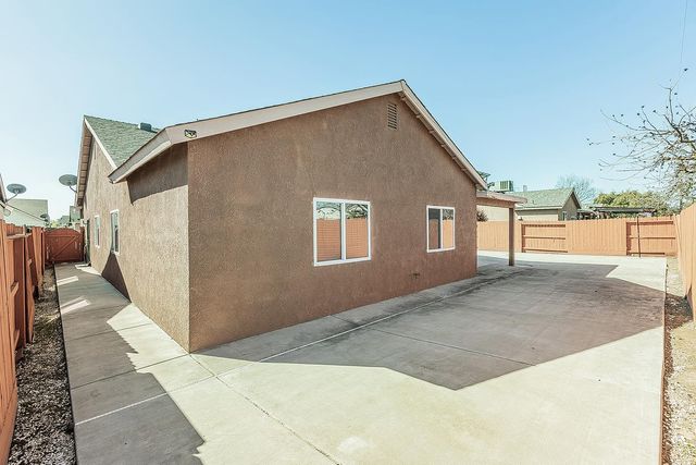 3770 W Princeton Avenue, Fresno, CA 93722