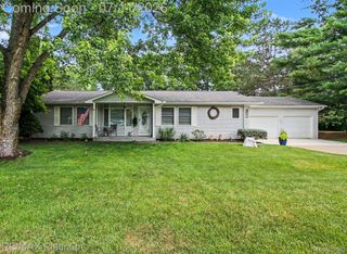6311 Kevin Drive, Hamburg Township, MI 48116