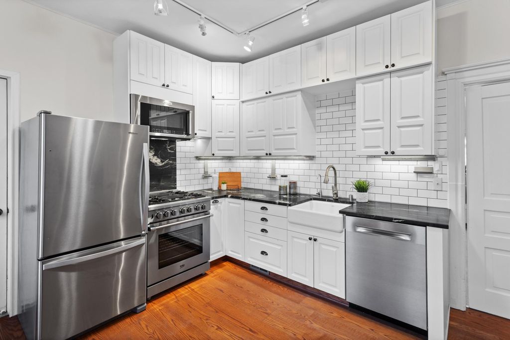 6016 Oxford Street, Saint Louis Park, MN 55416