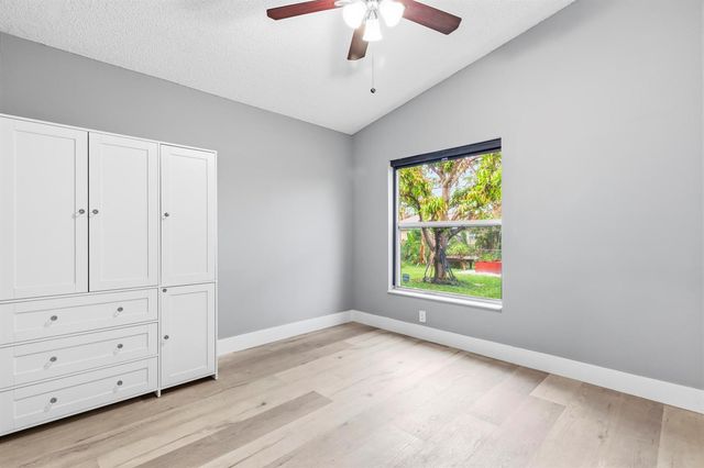 1717 SW Burlington Street, Port St. Lucie, FL 34984