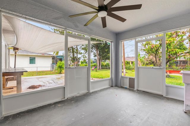 1717 SW Burlington Street, Port St. Lucie, FL 34984