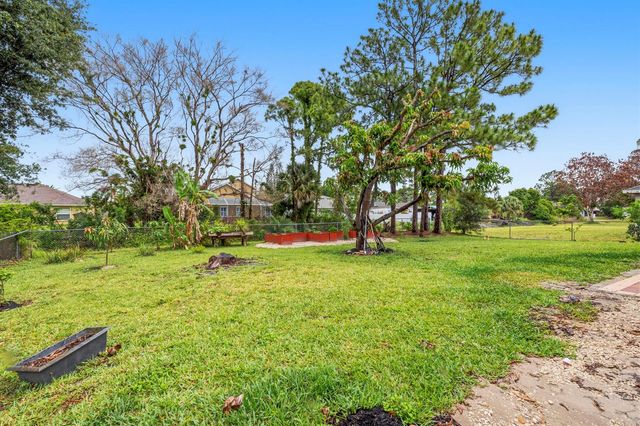 1717 SW Burlington Street, Port St. Lucie, FL 34984