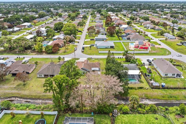 1717 SW Burlington Street, Port St. Lucie, FL 34984