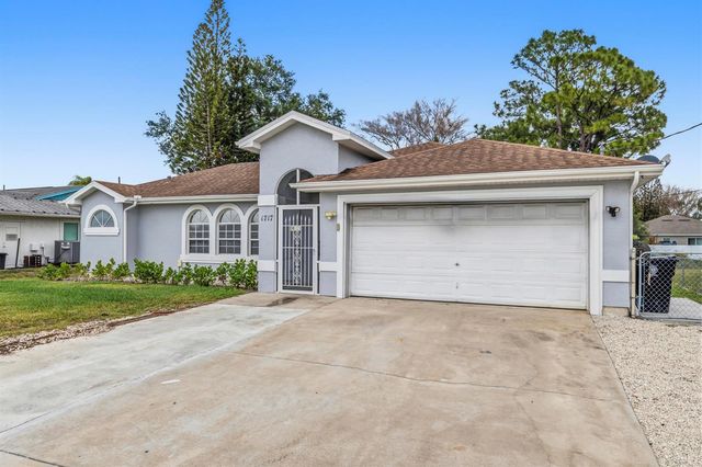 1717 SW Burlington Street, Port St. Lucie, FL 34984