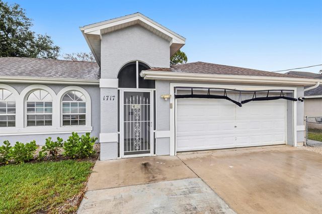 1717 SW Burlington Street, Port St. Lucie, FL 34984