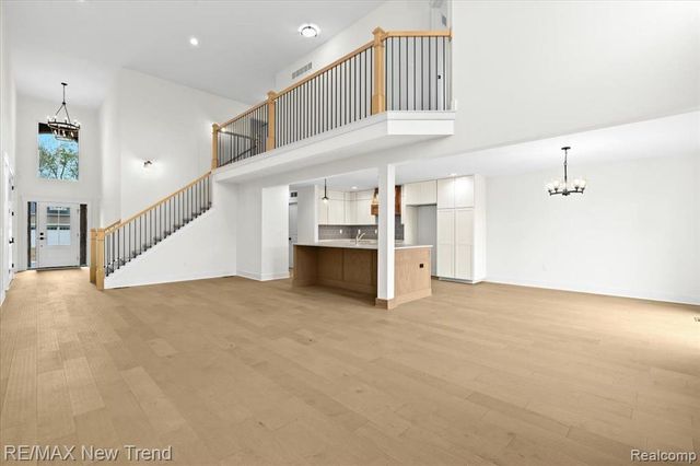 2041 Crested Butte Drive, White Lake, MI 48383
