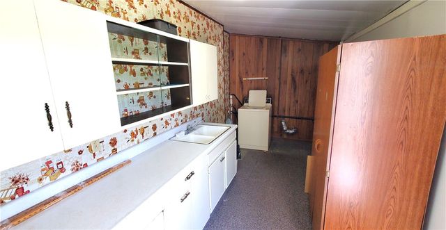2611 Morton Drive, Springfield, OH 45505
