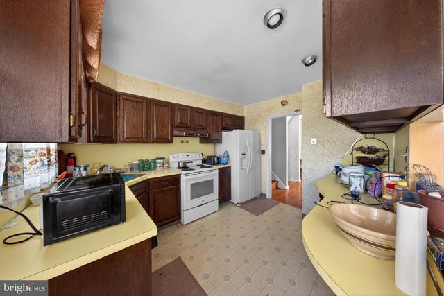 178 W SHELLEY DR, Claymont, DE 19703