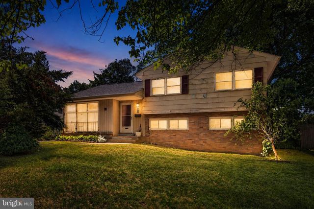 178 W SHELLEY DR, Claymont, DE 19703