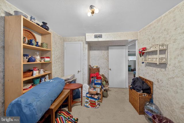 178 W SHELLEY DR, Claymont, DE 19703