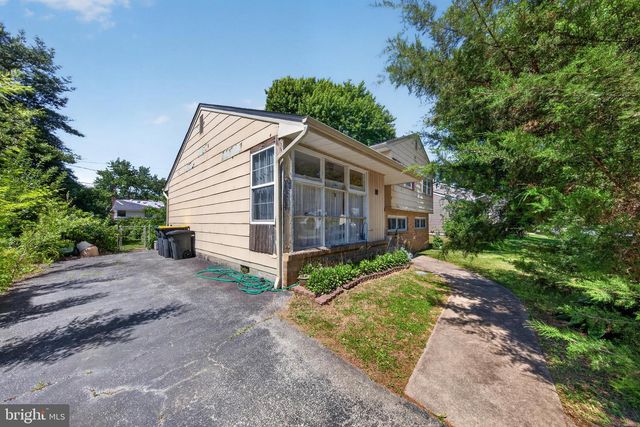 178 W SHELLEY DR, Claymont, DE 19703