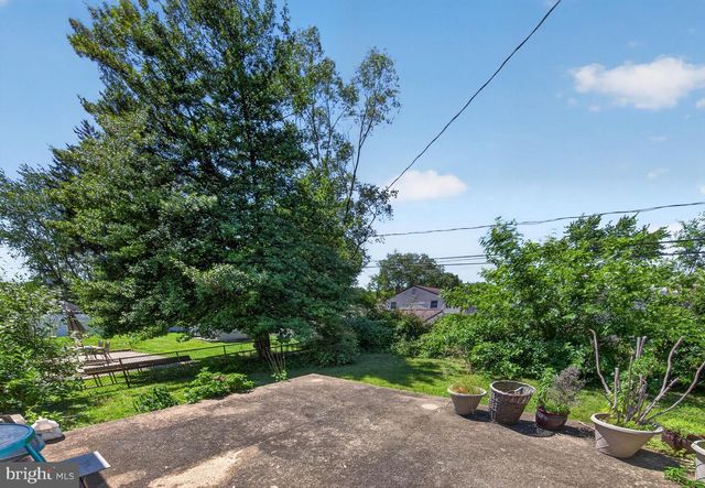 178 W SHELLEY DR, Claymont, DE 19703