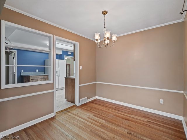 7393 Nethersole Drive, Middleburg Heights, OH 44130