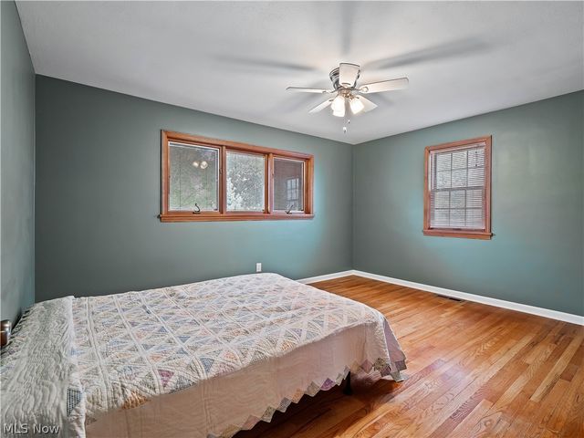 7393 Nethersole Drive, Middleburg Heights, OH 44130