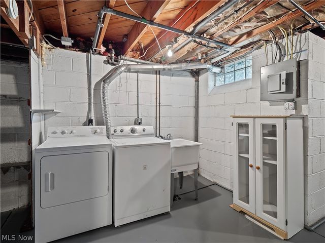 7393 Nethersole Drive, Middleburg Heights, OH 44130