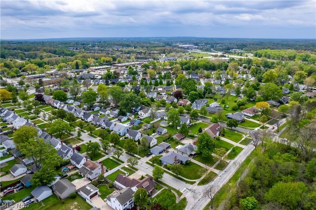 7393 Nethersole Drive, Middleburg Heights, OH 44130