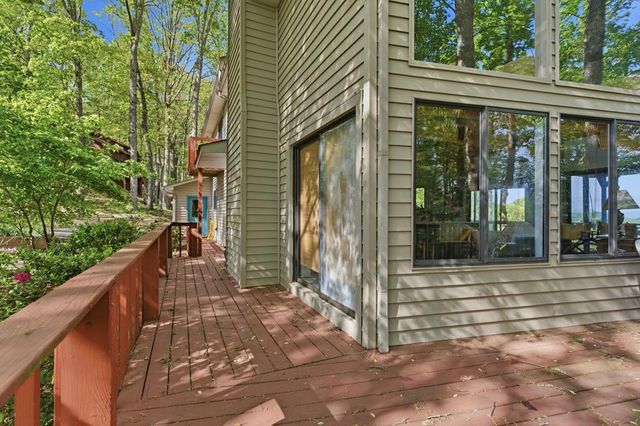 860 Frog Pond Road, Hiawassee, GA 30546