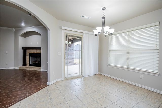 6105 38th Street, Rogers, AR 72758