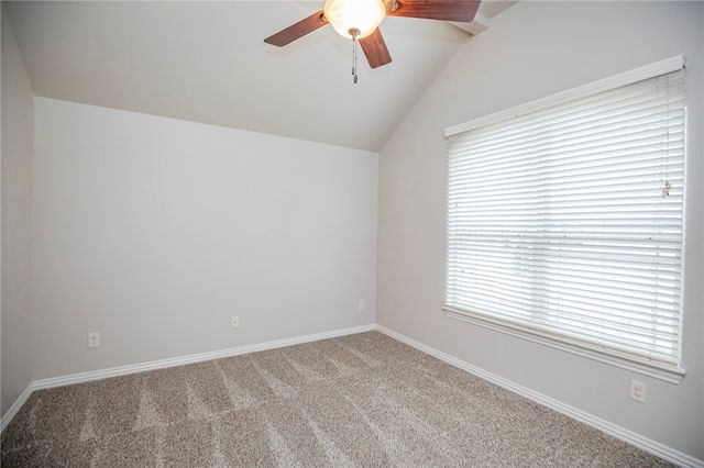 6105 38th Street, Rogers, AR 72758