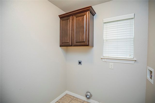 6105 38th Street, Rogers, AR 72758