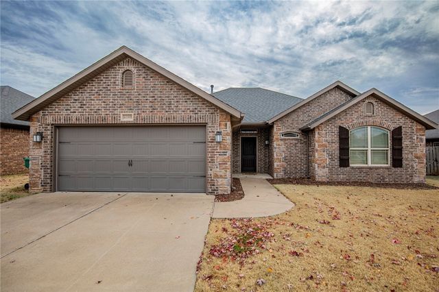 6105 38th Street, Rogers, AR 72758