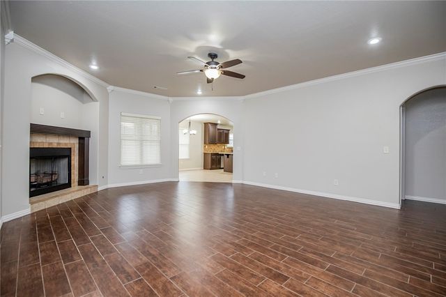 6105 38th Street, Rogers, AR 72758