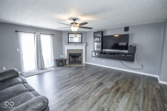 15273 Proud Truth Drive, Noblesville, IN 46060
