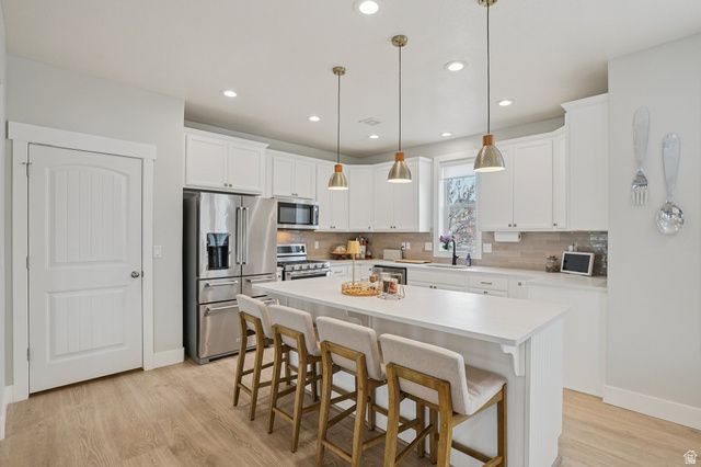 10307 S FISH HOOK RD, South Jordan, UT 84009