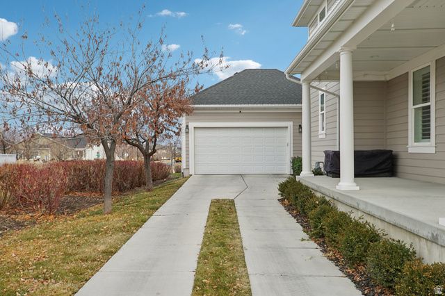 10307 S FISH HOOK RD, South Jordan, UT 84009