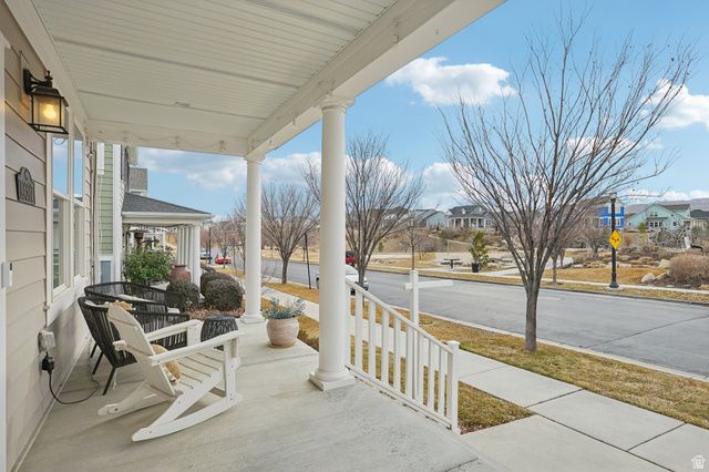 10307 S FISH HOOK RD, South Jordan, UT 84009