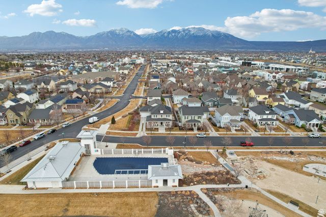 10307 S FISH HOOK RD, South Jordan, UT 84009