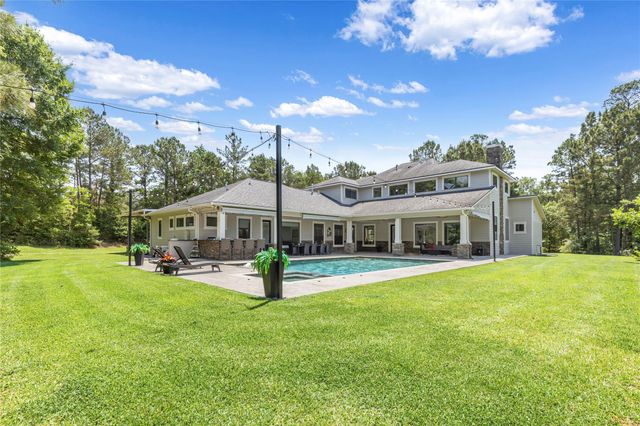 8987 Grand Lake Estates Drive, Montgomery, TX 77316