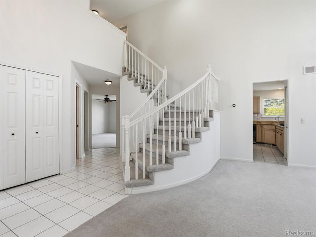 29435 Chelsea Crossing, Farmington Hills, MI 48331