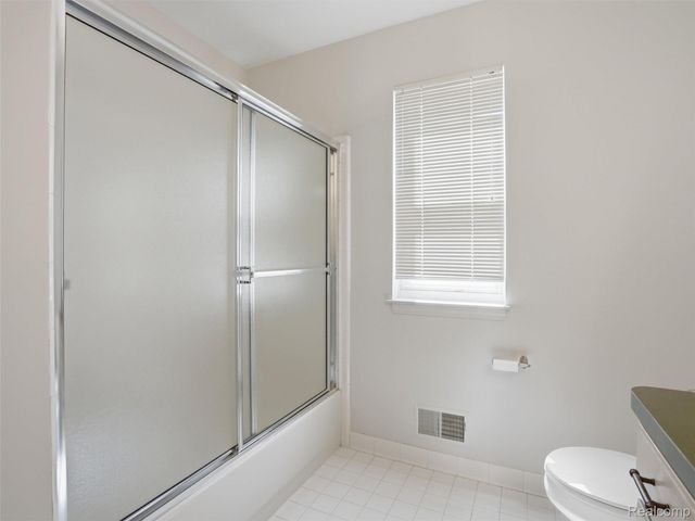 29435 Chelsea Crossing, Farmington Hills, MI 48331