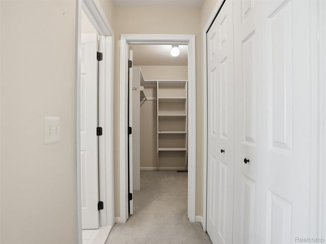 29435 Chelsea Crossing, Farmington Hills, MI 48331