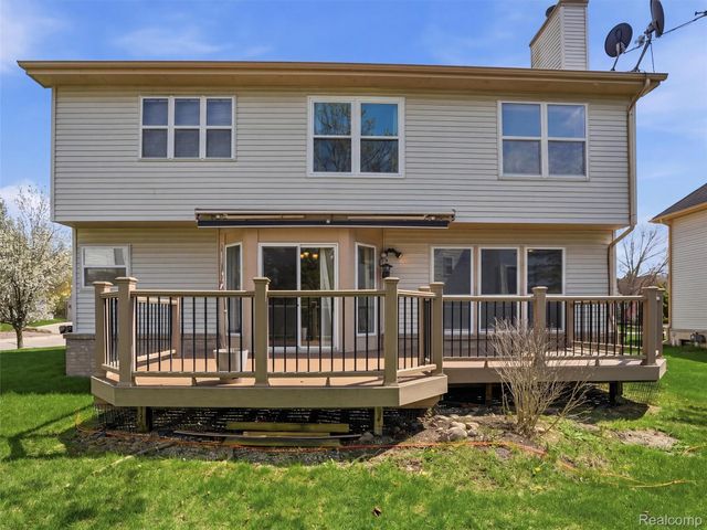 29435 Chelsea Crossing, Farmington Hills, MI 48331