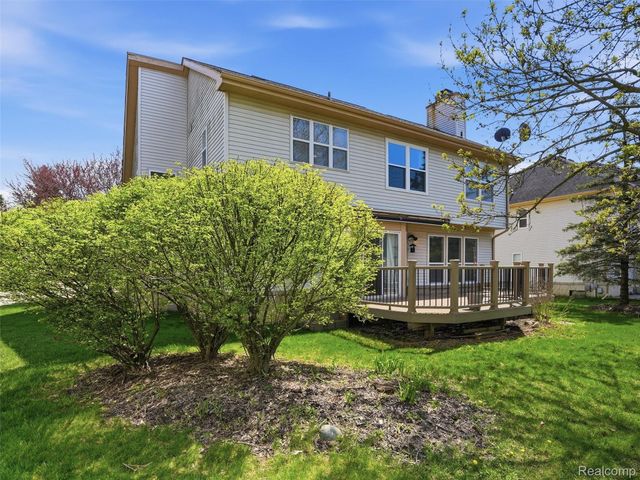 29435 Chelsea Crossing, Farmington Hills, MI 48331