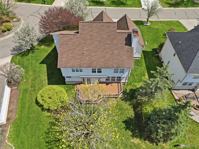 29435 Chelsea Crossing, Farmington Hills, MI 48331